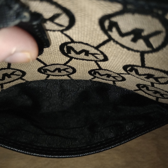 MICHAEL KORS JET SET SIGNATURE MK LOGO TOTE  BROWN/BLACK - Picture 13 of 16